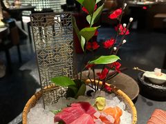 -蟹犇前•帝王蟹雪蟹(陆家嘴店)
