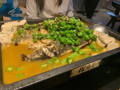 -探鱼·鲜青椒爽麻烤鱼(银泰城店)