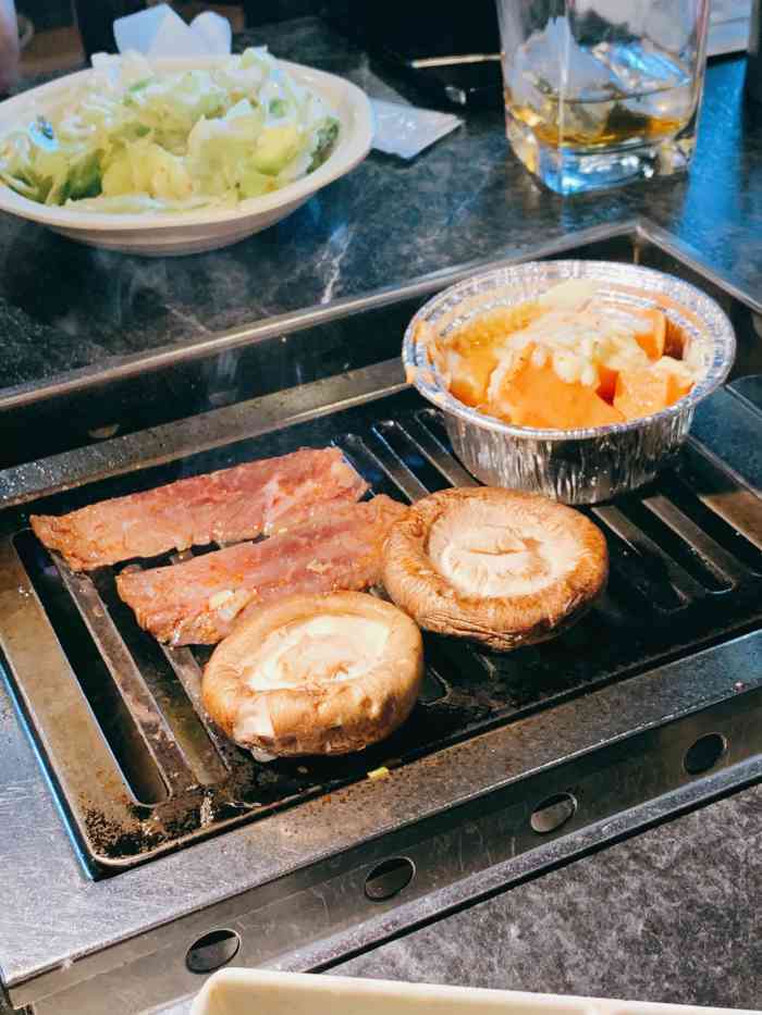 丸福日式烤肉(大望路店)-"[薄荷]环境: 环境比较日式烧肉馆的st.