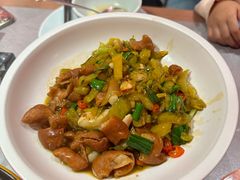 酸菜爆炒肥肠-闽上鲜·福建菜(龙湖滨江天街店)