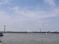 -人民防洪胜利纪念塔