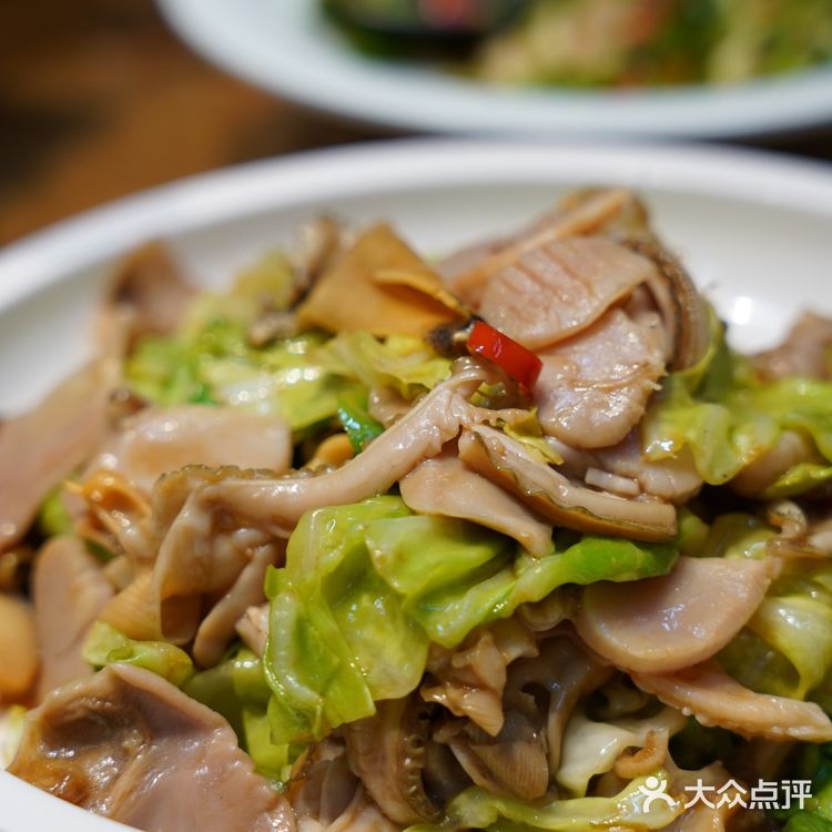 怎么会有这么好吃的店啊！这一餐我真真的吃服了！[调皮]