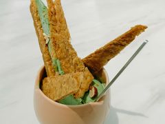 开心果冰淇淋千层酥-DOPAMINE多巴胺·甜品面包·生日蛋糕(国贸店)