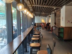 -星巴克(西藏路店)