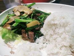 -猪肉佬中西餐厅(松佛路店)