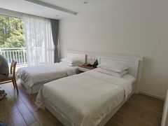 -上海怡沁园度假酒店