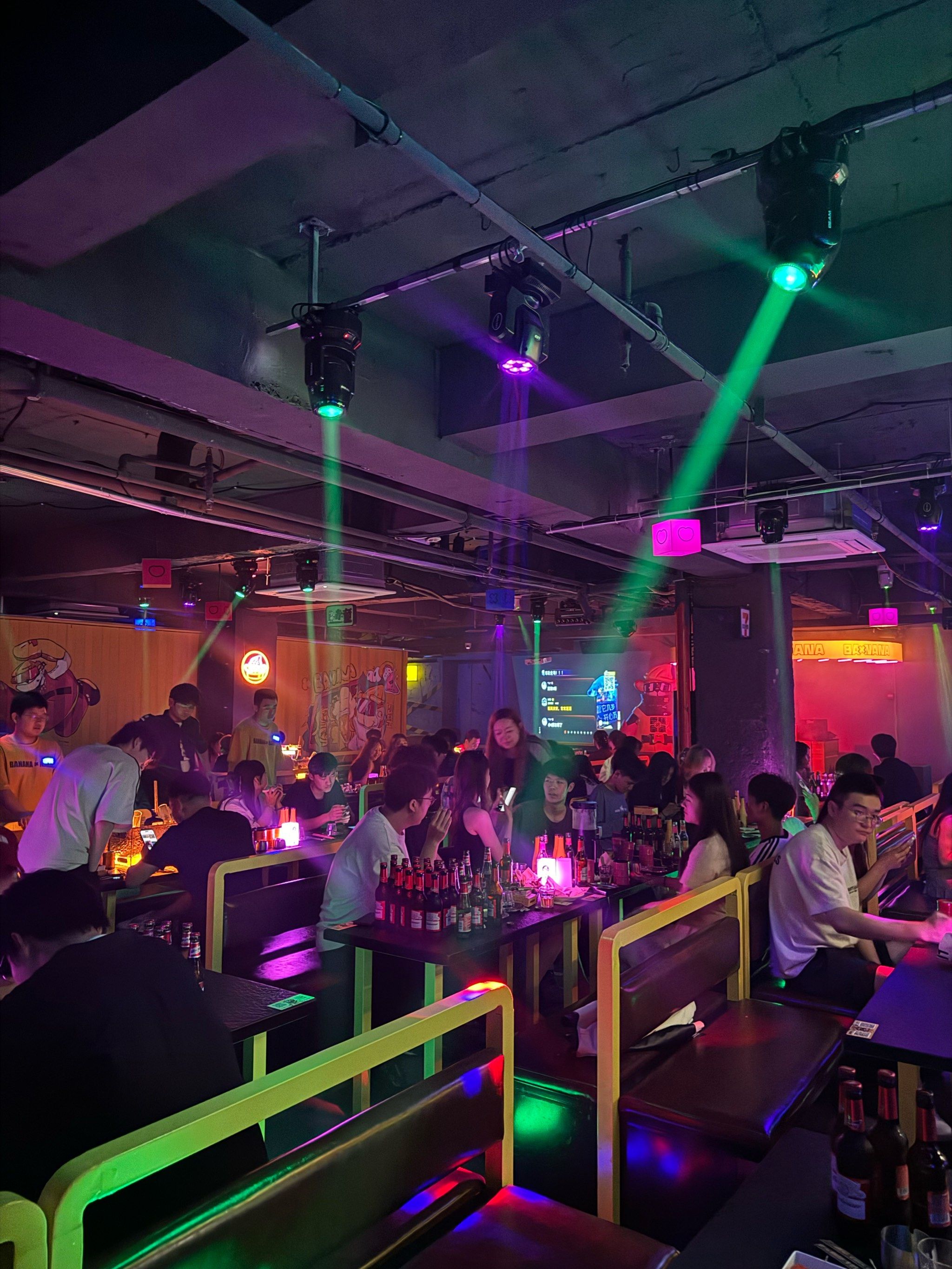 长春男大学生 女大学生 都来着玩儿