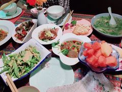 -忘忧草融合私房菜(红鼎国际店)