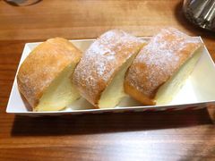 -红宝石·鲜奶小方·海派西点房(南翔店)