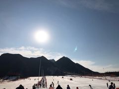 -荣盛康旅野三坡滑雪场