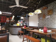 -老街坊餐吧