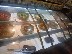 -尚品海鲜肥牛自助火锅(湖明店)