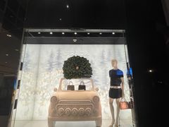 -PRADA普拉达(国际广场店)