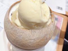椰皇紫薯小圆子炖蛋白-满记甜品(湖滨店)