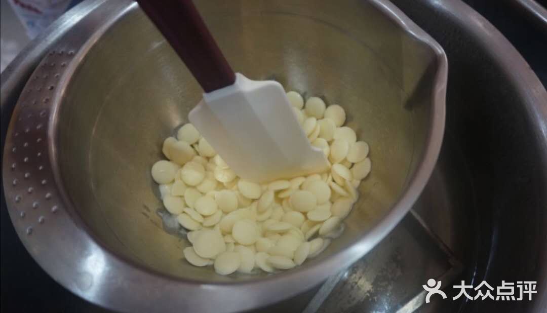 👏啊哈原来是—路易烘呗