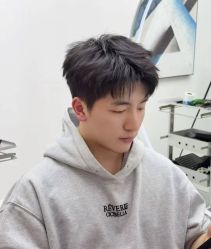 -尤司男士国潮理发馆