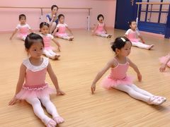 -爱德米乐艺术学院(西宸天街校区)