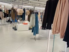 -ZARA(大上海时代广场店)
