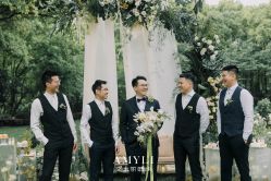 -艾米丽婚纱礼服