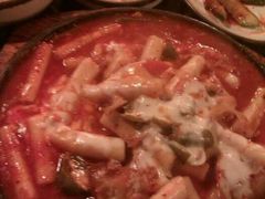 奶酪海鲜炒米条-包装马车·韩国料理·포장마차