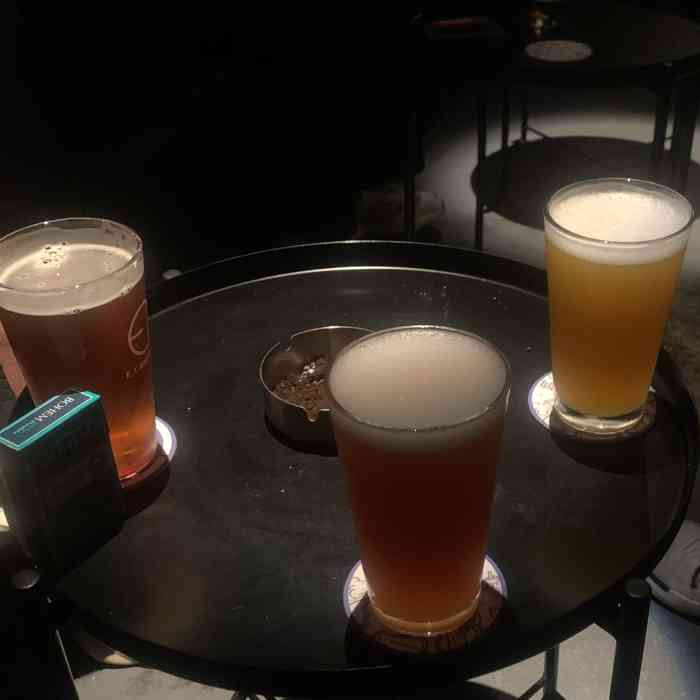 etbrewery精酿啤酒(南山总店)-"520当天和朋友去小喝了两杯,这家店前