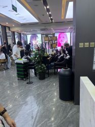 -藤野造型烫染·漂发