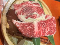 -喜牛烧肉酒场·黑金店(威高广场店)