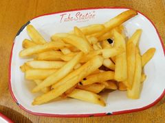 -Tube station站点比萨(王府井百货店)
