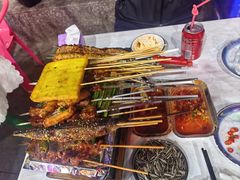 -海盗船. 龙虾烧烤. 酒馆