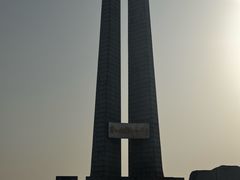 -唐山抗震纪念碑广场