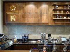 手冲台-星巴克臻选(广州沙面店)