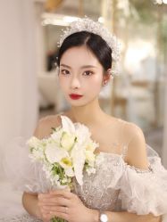 -艾米丽婚纱礼服