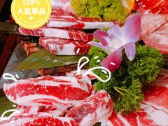 黑牛六拼-明洞阿姨·韩式酱蟹烤肉·创意料理(三元桥店)