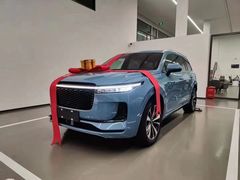-理想汽车(世纪汇店)