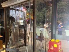 -琥珀老六龙虾(四里河店)