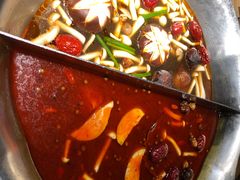 台式麻辣锅-湊湊火锅·茶憩(杭州湖滨银泰in77店)