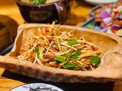 -老滇山寨•云南特色菜•地方菜•民族风情歌舞表演(金碧店)