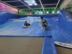 -INLANG饮浪室内冲浪(苏河湾万象天地店)