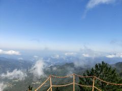 -罗田薄刀峰风景区