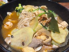 -万记麻辣烫国展总店