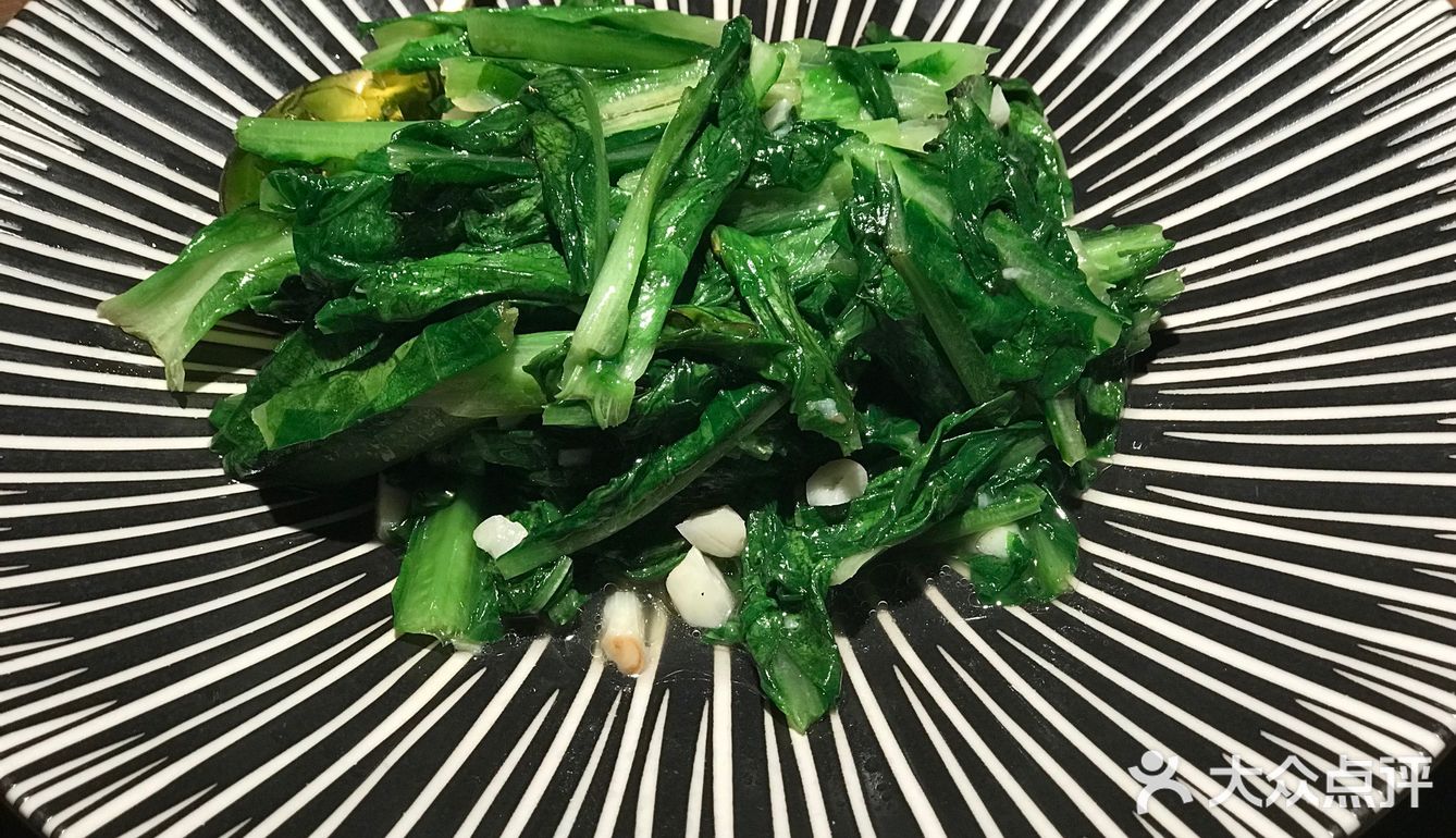 探店：黄晓猫剁椒大鱼头[调皮]