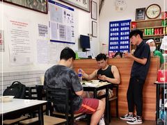 大堂-清真永恒华威肉饼(潘家园店)