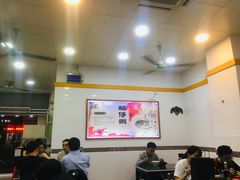 大堂-燊意布拉肠云吞面(中山四路店)