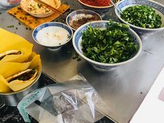 -曾笼笼牛肉饼