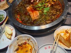 -蜀滋香鲜鱼美蛙火锅(339店)