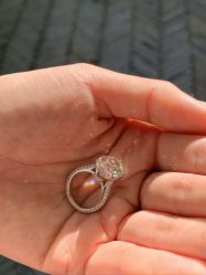 -VRAI Outlet 芮爱珠宝工厂店·Diamond Foundry培育钻石(杨浦合生汇店)