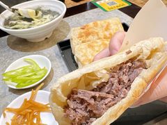-高玛纳驴肉火烧(一世界店)
