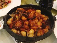 石锅鲍鱼小土豆-牡丹峰朝鲜料理