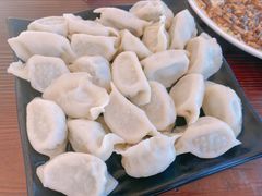 海鲜馅饺子-张会海鲜饭店(东戴河店)