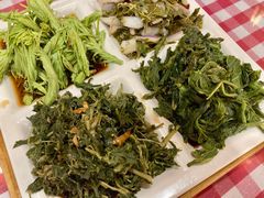 炝拌野菜-王村姑老土炕莜面村(桥东店)